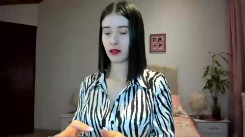 Macarena online show from 09.25.25