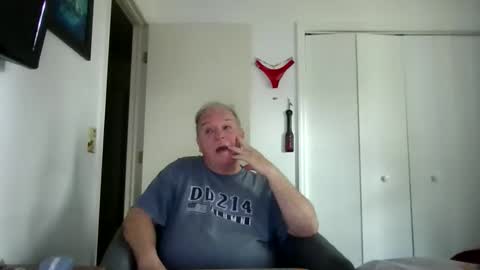 Snapshot of mackdocc001 chatting on 03.21.26 mackdocc001 online show from 03.21.26