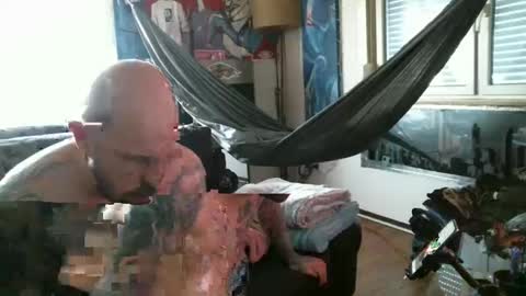 Snapshot of mad_dem0n chatting on 03.01.25 Manuel online show from 03.01.25