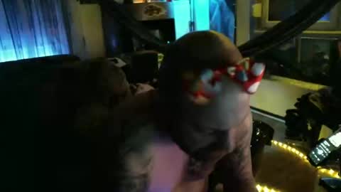 Snapshot of mad_dem0n chatting on 03.02.25 Manuel online show from 03.02.25