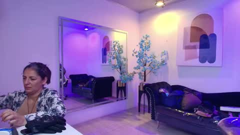 Snapshot of madame_scarllet chatting on 02.07.26 Madame Scarllet online show from 02.07.26