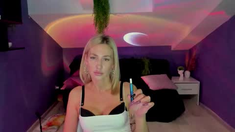 Evelyn online show from 09.29.25