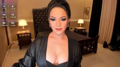 Alison Kloss online show from 12.17.25