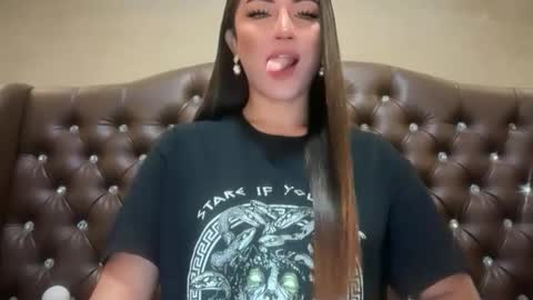 Alison Kloss online show from 04.08.26