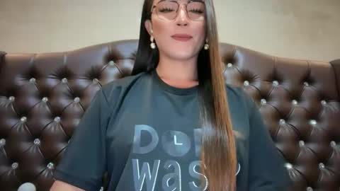 Snapshot of madammistressdominatrixxx chatting on 05.18.26 Alison Kloss online show from 05.18.26