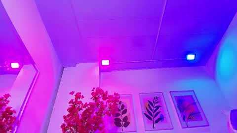 maddie_t18 online show from 02.04.26