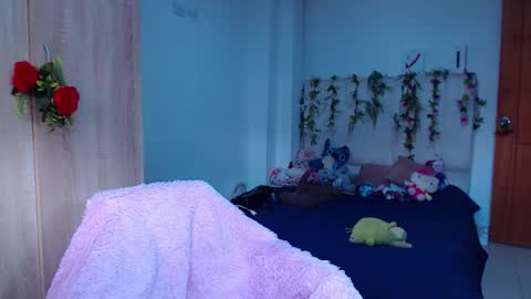 maddiie and clyde online show from 12.17.25