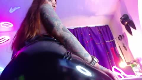 Snapshot of maddilust chatting on 04.26.26 Miss Lust online show from 04.26.26