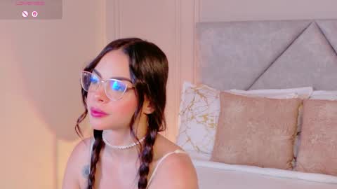 Maddison online show from 04.08.26