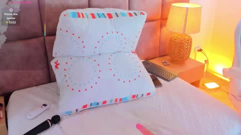 maddisonf online show from 10.22.25