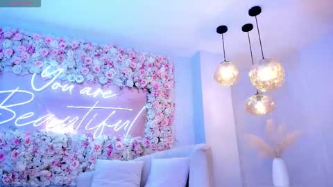 Maddison online show from 01.06.26