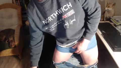 Snapshot of maddmax8 chatting on 01.11.25 Mad4You online show from 01.11.25