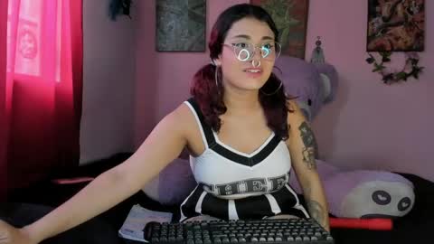 Maddy  online show from 05.25.26