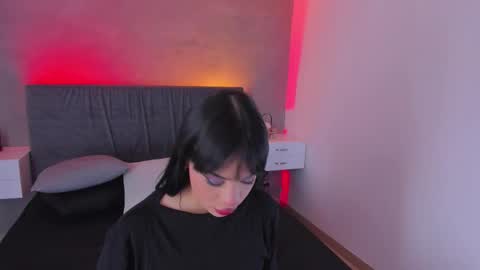 Snapshot of maddy_walker chatting on 10.16.25 Maddy online show from 10.16.25