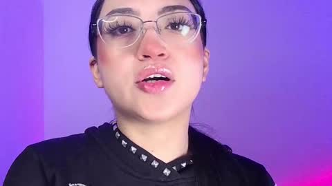   Please followme and rate me your thumbs up online show from 09.23.25