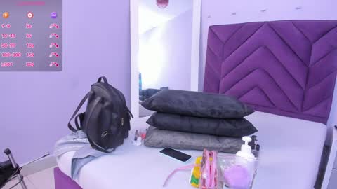 maddyjohnsonn online show from 02.05.25