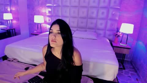 Snapshot of maddysexx_ chatting on 03.25.26 Maddy online show from 03.25.26