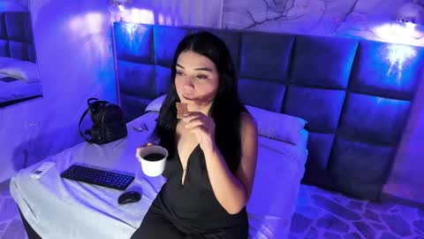 Snapshot of maddysexx_ chatting on 05.09.26 Maddy online show from 05.09.26