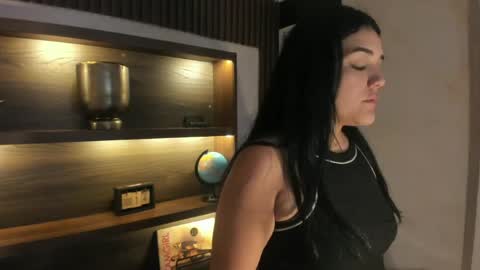 Snapshot of maddysexx_ chatting on 05.15.26 Maddy online show from 05.15.26