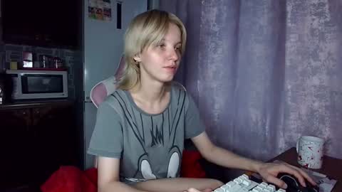 Snapshot of madelaines chatting on 06.29.26 madelaines online show from 06.29.26