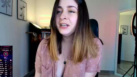 Snapshot of madelamee chatting on 03.24.26 madelamee online show from 03.24.26