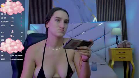 Madeline  online show from 01.15.26