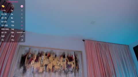 Snapshot of madelinefox_ chatting on 02.11.25 Madeline online show from 02.11.25