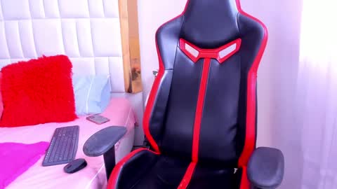 Snapshot of madelinejackson chatting on 02.17.25 Madeline online show from 02.17.25