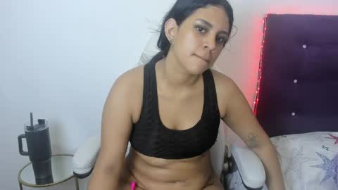 Snapshot of madelinesquit chatting on 05.04.26 madelinesquit online show from 05.04.26