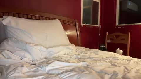 madibaby999 online show from 11.19.25