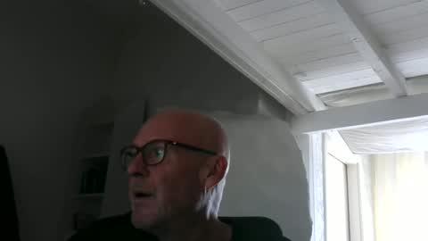 madio1187940 online show from 09.24.25