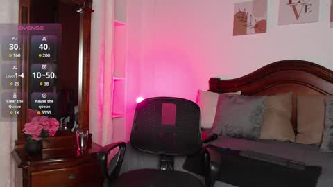 Madelein online show from 12.15.24