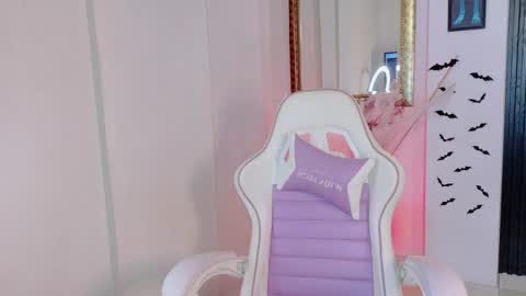 Snapshot of madison_jacksonn chatting on 04.25.26 madison_jacksonn online show from 04.25.26