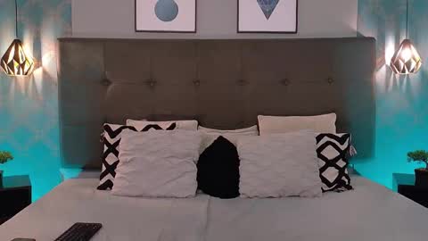 Madison Smith online show from 10.04.25