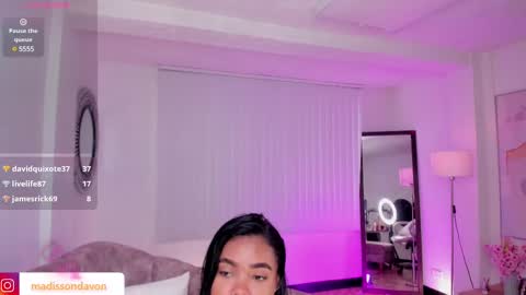 Madisson Davon online show from 03.08.25