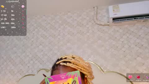 Madisson Lopez online show from 11.23.25