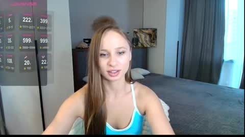 Snapshot of madlen_new chatting on 09.24.25 Madlen online show from 09.24.25
