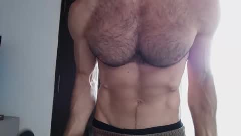 Snapshot of madmax20x chatting on 12.15.24 madmax20x online show from 12.15.24