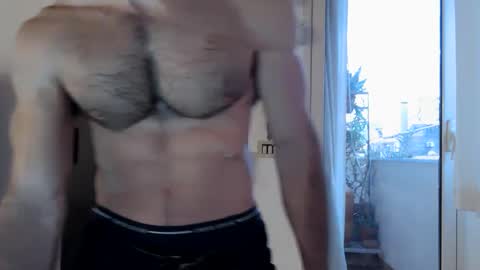 Snapshot of madmax20x chatting on 12.22.24 madmax20x online show from 12.22.24