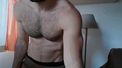 Snapshot of madmax20x chatting on 01.16.25 madmax20x online show from 01.16.25