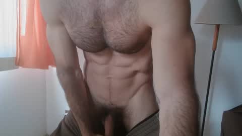 Snapshot of madmax20x chatting on 01.21.25 madmax20x online show from 01.21.25