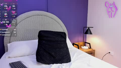 mady_collins online show from 01.23.25