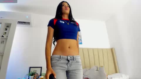 Snapshot of mady_edwards chatting on 02.04.26 Mady online show from 02.04.26