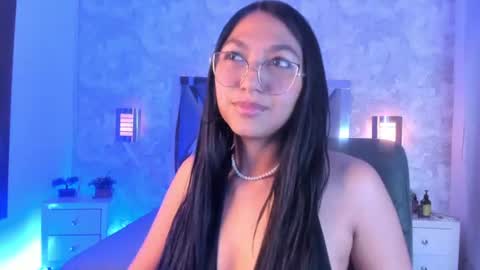 Mady Roa online show from 07.17.26