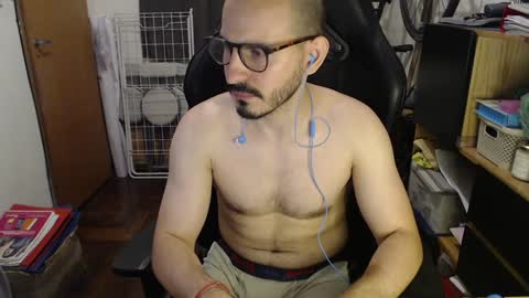 Snapshot of madziula chatting on 12.02.24 Peter online show from 12.02.24