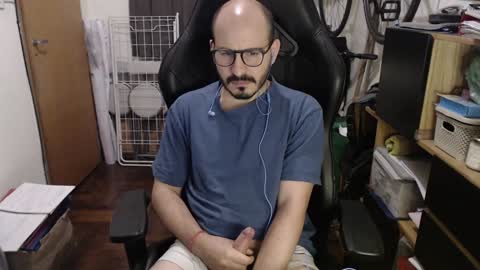 Snapshot of madziula chatting on 12.06.24 Peter online show from 12.06.24