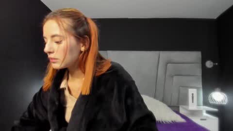 MAEE ANGELS online show from 03.04.25