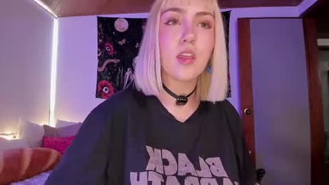 Maeve  schedule 11 am- 530 pm colombia time  online show from 03.06.26