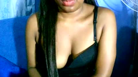 MaelahLove online show from 12.10.24