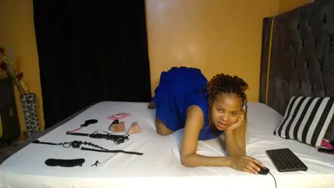 PENDO AND VIV online show from 10.27.25